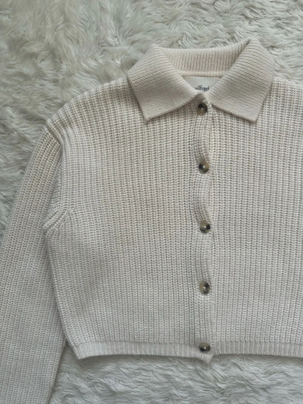 Aritzia Wilfred Nextdoor Sweater Collared 100% Merino Wool Cardigan Cream Sz S - Picture 4 of 12